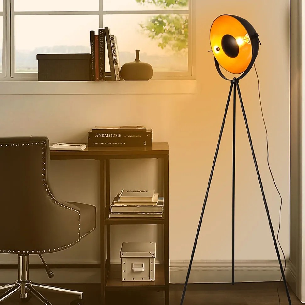 Lampe sur pied vintage avec trépied Bremen  Style industriel nordique avec abat-jour métallique doré et noir
