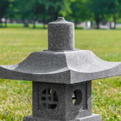 Lanterne de jardin japonais en pierre de lave 55cm