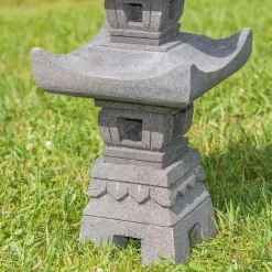 Lanterne japonaise en pierre de lave 70cm