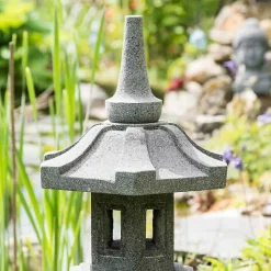 Lanterne japonaise pagode zen en pierre de lave 80 cm