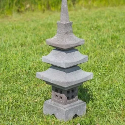 Lanterne japonaise pagode en pierre de lave 90 cm