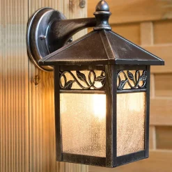 Lanterne murale Winchcombe 1 lumière