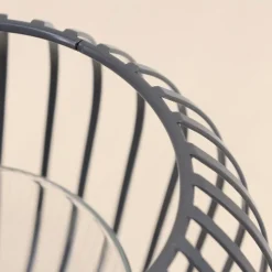 Lanterne ronde en métal filaire