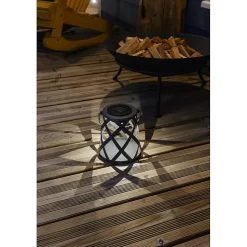 Lanterne solaire en métal ajourée- Hauteur 16cm- 1 LED blanche- 4 Lumens