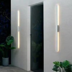 Longue applique murale blanche épurée extérieur - Sambai