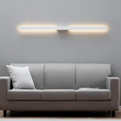 Longue applique murale blanche épurée extérieur - Sambai