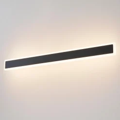 Longue applique noire 103 cm en aluminium IP54 - Mattea