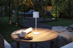 Luminaire rechargeable Tuni IP44 gradable 2700K Blanc dépoli