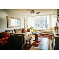 Modulo Low Profile Regular - un ventilateur pour plafond bas , DC 132 cm Noir pales abs marron Lumière Dimmable 20 à 40 m²