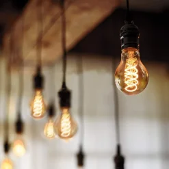 NETTLIFE Lot de 1 ampoules LED E27 vintage : ampoule à filament blanc chaud A60 2200K Edison rétro 4W décorative antique