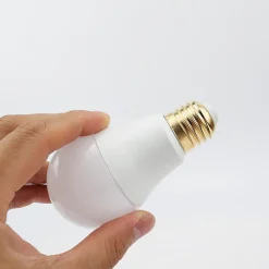 Pack de 10 Ampoules LED OSRAM Chips LED E27 A60 9W IRC90 900 Lumens Eyeconfort Sans Scintillement 4000K Blanc Neutre