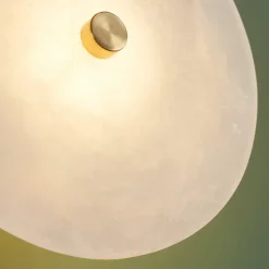 Petit spot ou applique ronde en marbre blanc avec détail doré - Lilasea