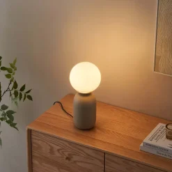 Petite lampe à poser couleur taupe boule banche - Sley