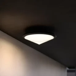 Plafonnier Ortano LED intégrée 1100lm 20W IP44 GoodHome noir