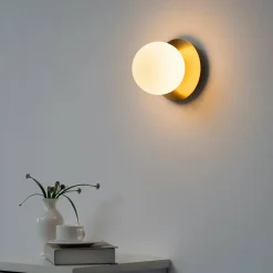 Plafonnier ou applique dorée en verre blanc - Fonzo