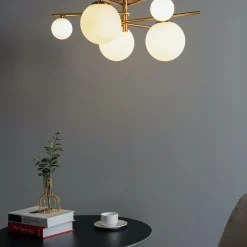 Plafonnier tendance doré et verre blanc - Belisto