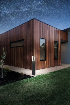 Potelet LED Riforano noir IP44 550lm Eglo