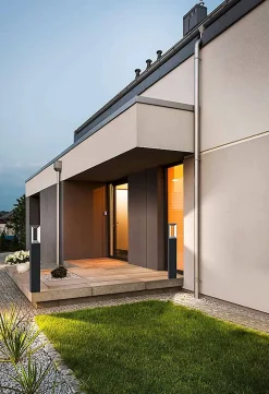 Potelet LED Riforano noir IP44 550lm Eglo