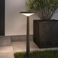 Potelet Ortano LED intégrée 1100lm 20W IP44 GoodHome noir