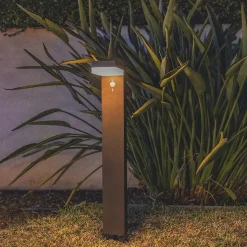 Potelet solaire CENOVA TALL Rouille H50cm 600LM