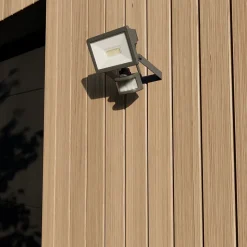 Projecteur LED extérieur détecteur de mouvement noir IP65 2300lm 20W GoodHome, Lucan