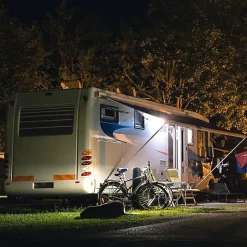 Projecteur LED 12/24V 30W 2300 lm 4000K Étanche et robuste extérieur