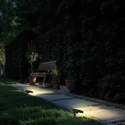 Projecteur solaire de jardin à LED IP65 500 lm avec piquet et capteur crépusculaire - 3000K