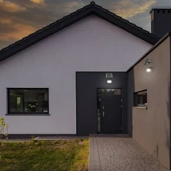 Projecteur Solaire LED Déporté 10W Détecteur de Mouvement Télécommande et Éclairage Extérieur Intelligent