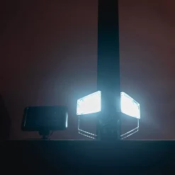 Projecteur solaire LED EZIlight Solar pro 2