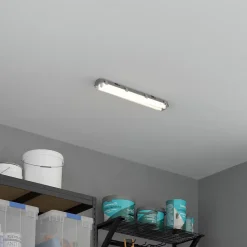 Réglette lumineuse Pagon T8 blanc neutre 1800lm 18W IP65 L.67,9 x l.11 x H.6,4cm gris GoodHome