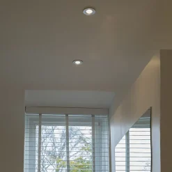 Spot encastré moderne en acier rond IP44 - Xena