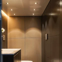 Spot encastré moderne orientable noir - Qure