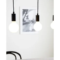 Suspension Led noire en ligne 3 sources lumineuses Sky - Markslöjd