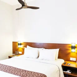 Tenerife - Super destratificateur et ventilateur DC 106 cm laiton pales bois sombre idéal 10 à 20 m²