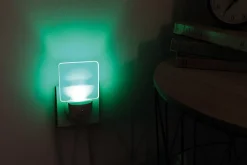 Veilleuse LED Otio IP20 1W vert l.13 x H.20 x P.5 cm