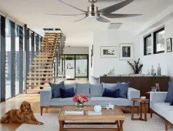 Ventilateur de plafond DC argenté avec pales de 166cm et lumière pour 60m2