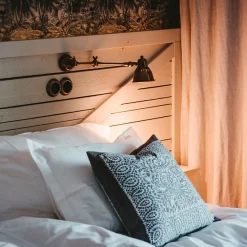 Xanlite - Ampoule LED spot, culot GU5.3, 7W cons. (50W éq.), angle focalisé, lumière blanche chaude - VM50S