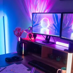 Xanlite - Support de casque avec barre lumineuse LED RVB Digital, Synchronisation sonore, rechargeable USB - BISRVBM